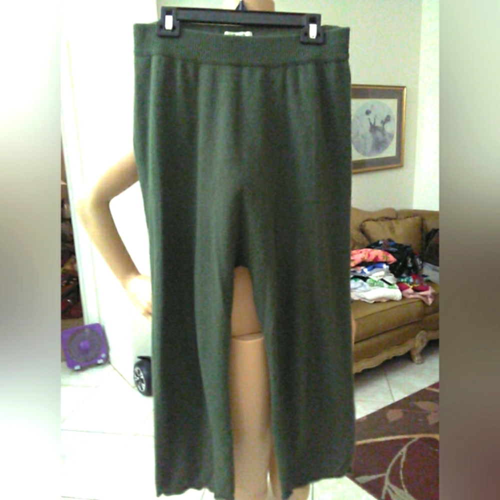 Lk NewCASHMERE Madewell Dark Green PANTS/ROLLED HEM SZ. MED VERY SOFT FAB PANTS